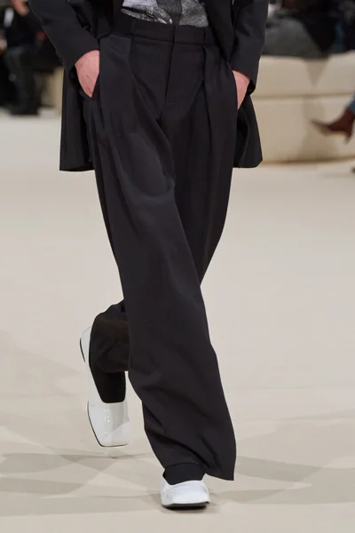 Look 123
